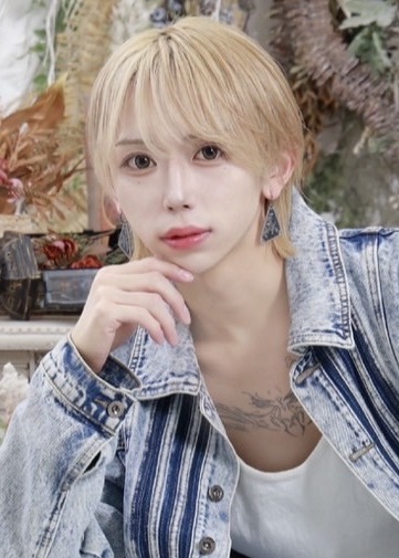 七華 琉愛 width=