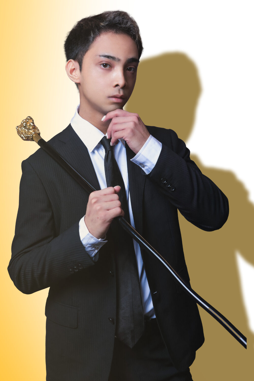 華咲 玲央